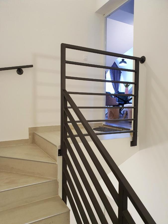 Downtown Apartment ツェティニェ エクステリア 写真