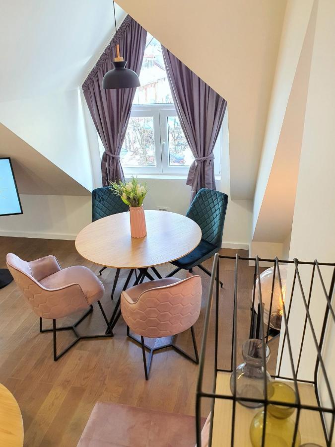 Downtown Apartment ツェティニェ エクステリア 写真
