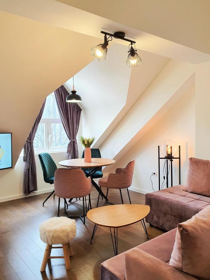Downtown Apartment ツェティニェ エクステリア 写真