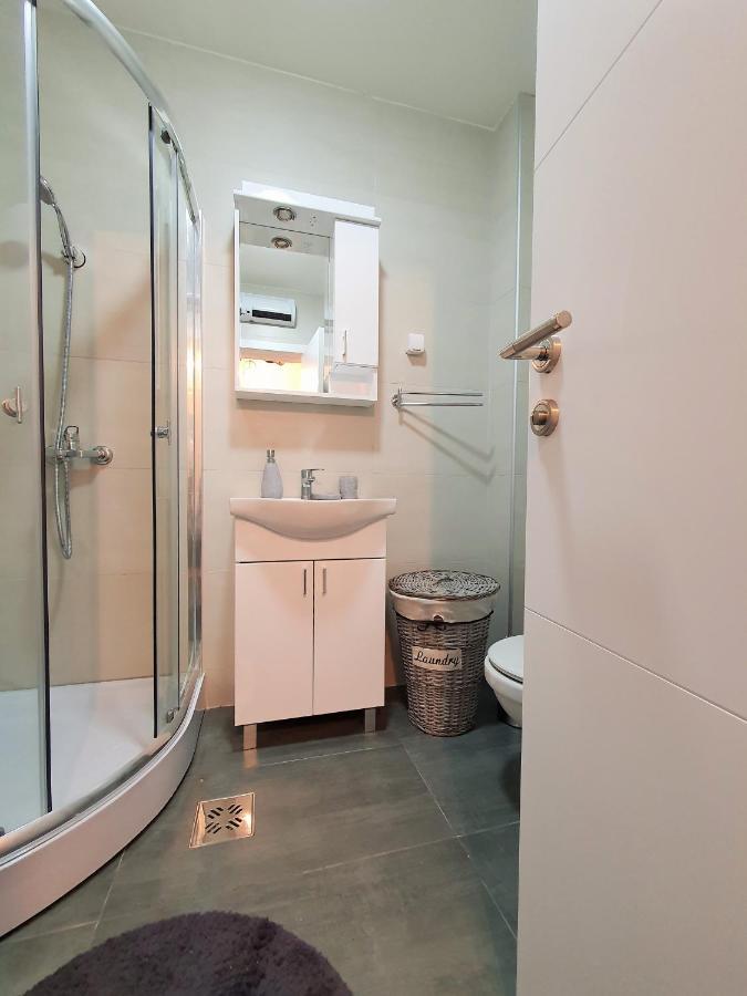 Downtown Apartment ツェティニェ エクステリア 写真