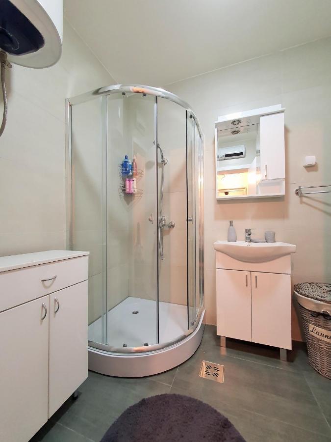 Downtown Apartment ツェティニェ エクステリア 写真
